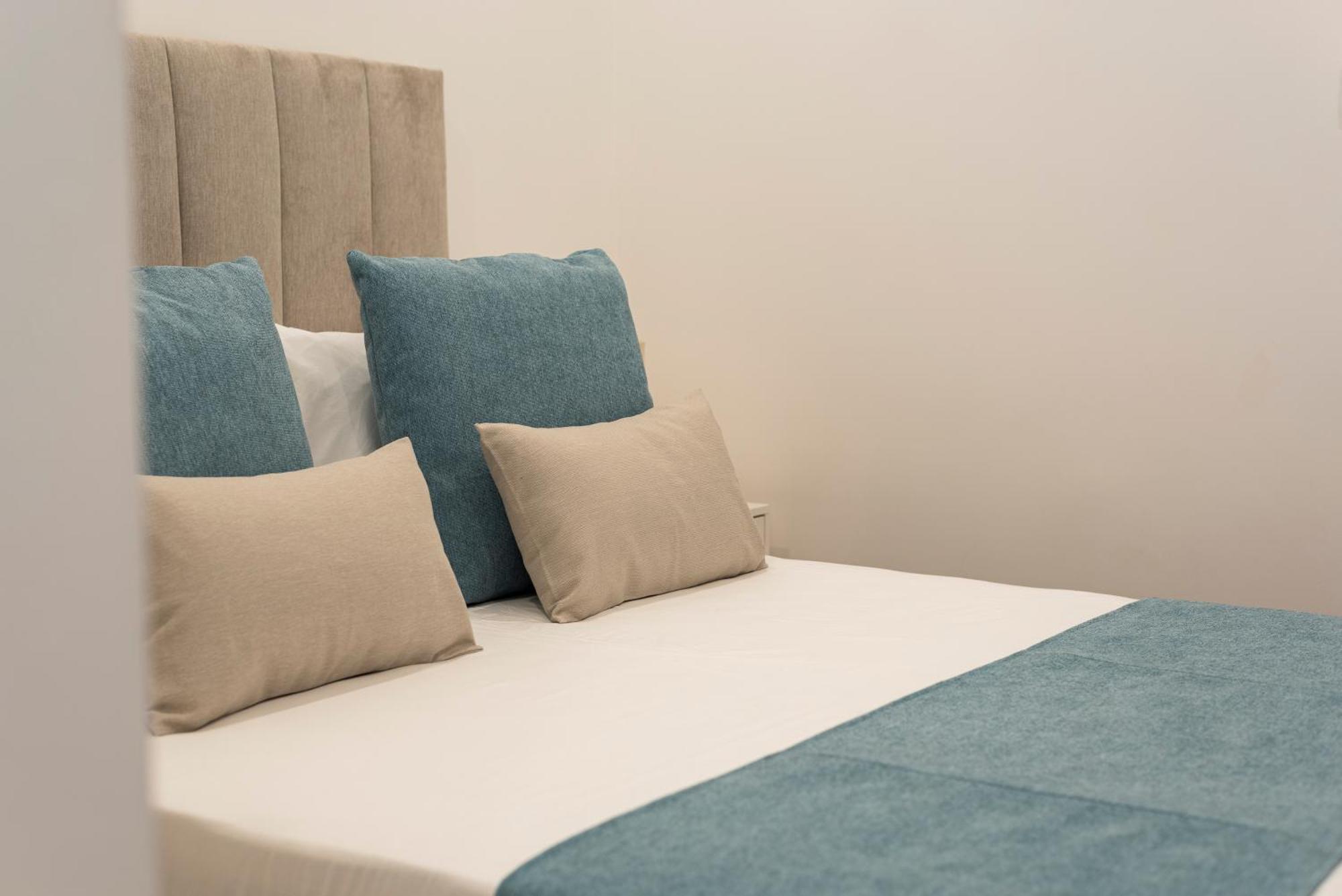Madalena Hostel E Suites 法鲁区 外观 照片
