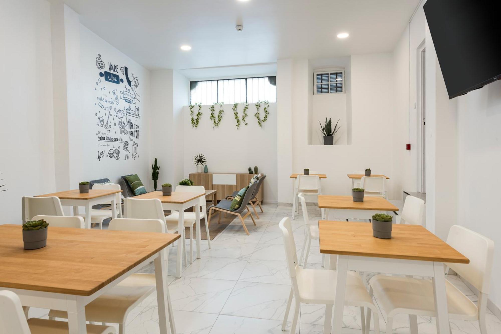 Madalena Hostel E Suites 法鲁区 外观 照片